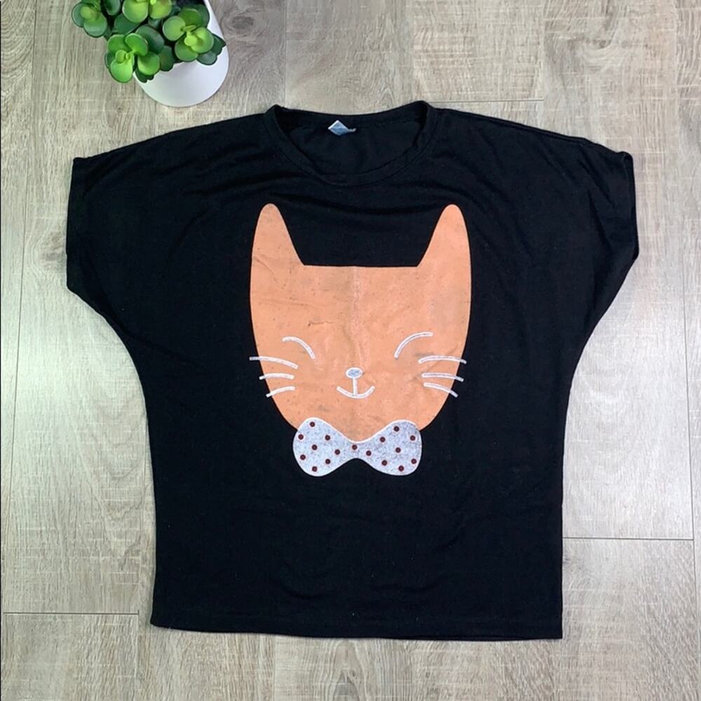Beau Chic Cat Bowtie Black T Shirt Size Small